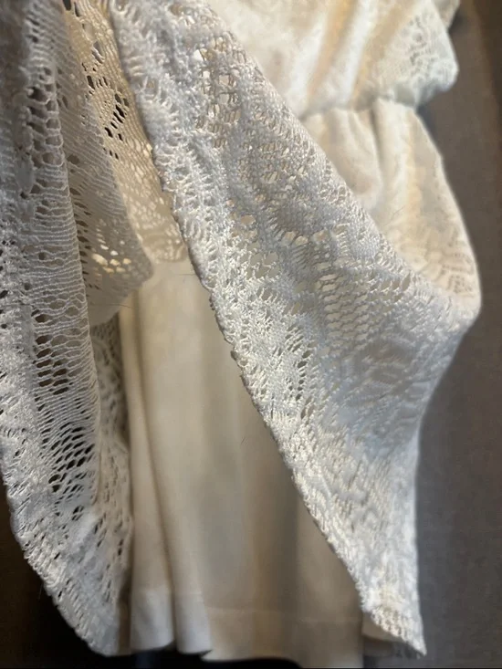 bailey blue White Lace V-Neck Mini Dress - Picture 3 of 6